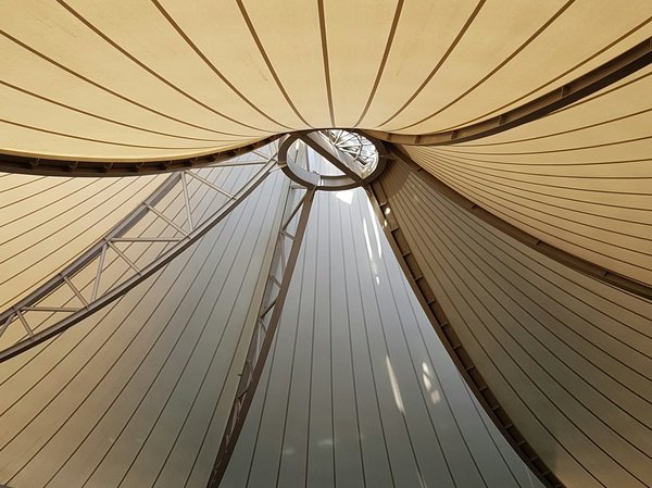 Quels sont les avantages d'un plafond tendu à Dijon ?